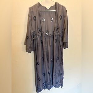American Eagle Kimono Open Front Eyelet Design Size Small Long Length Duster
